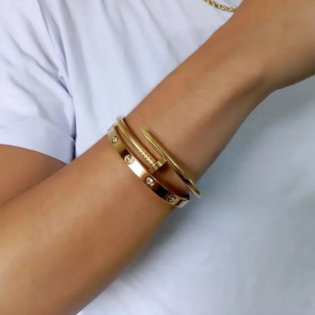 Bold Gold Stack β Nail & Cartier Combo Set