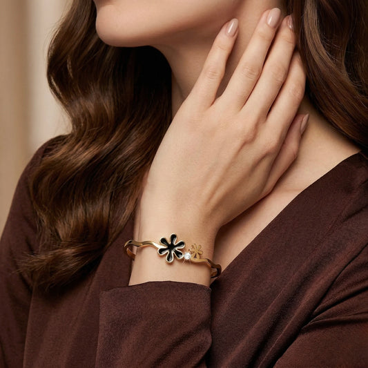 18Kt Gold Plated Minimal Floral Bangle Bracelet