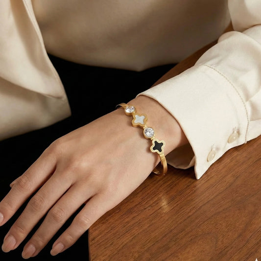 18KT Gold Plated Duo-Tone Clover Crystal Bracelet