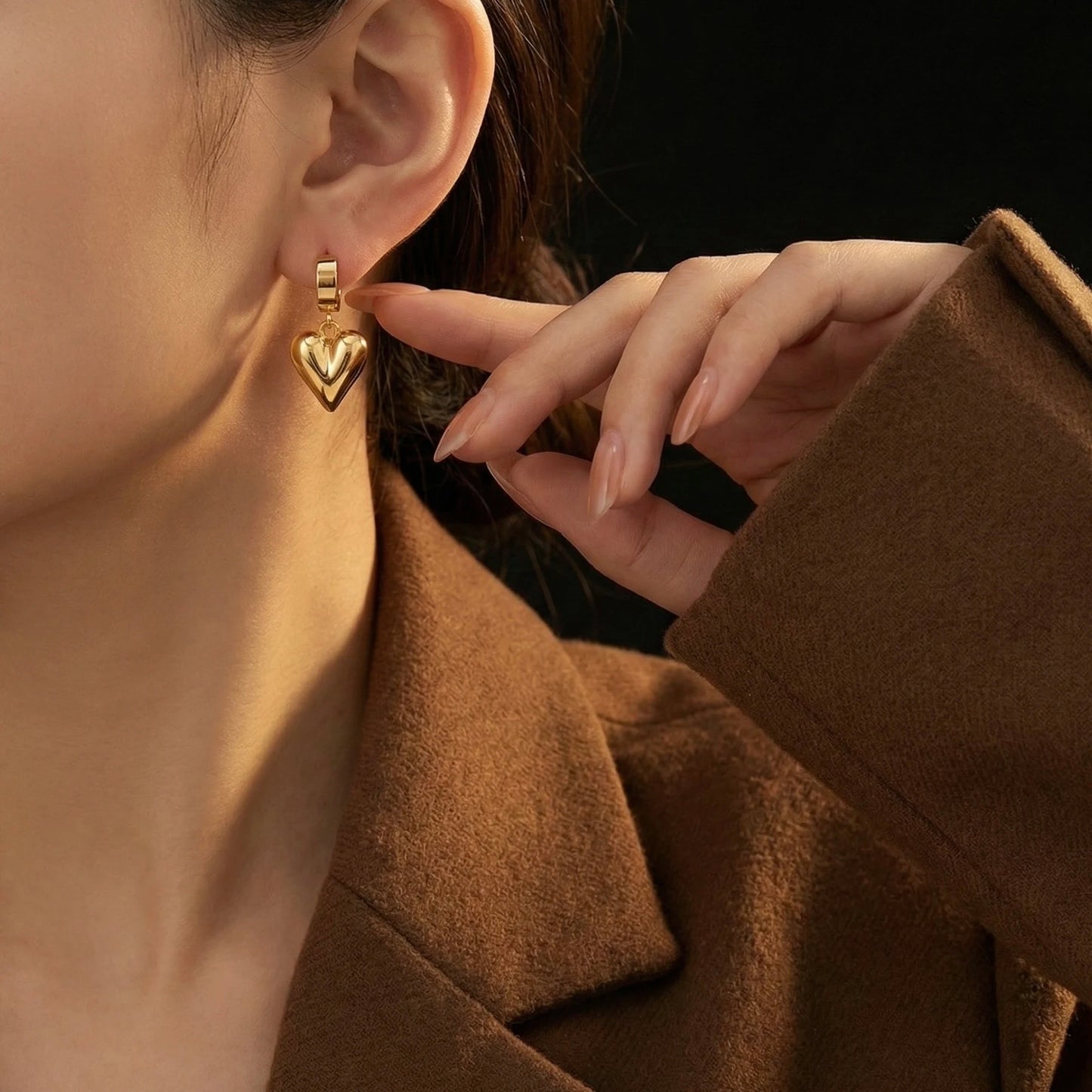 18KT Gold Plated Elegant Heart Dangling Earrings