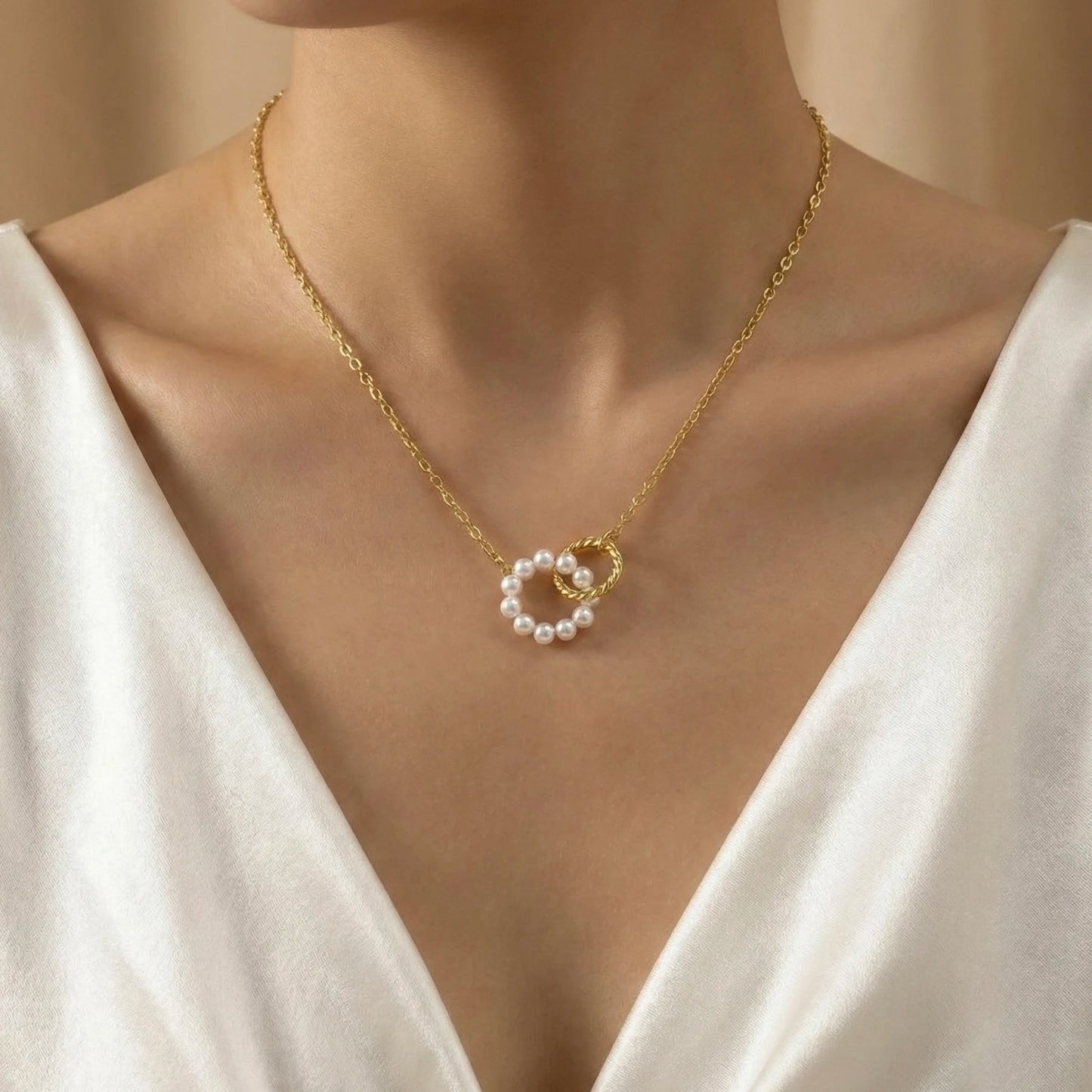 18KT Gold Plated Twin Ring Charm Pearl Necklace