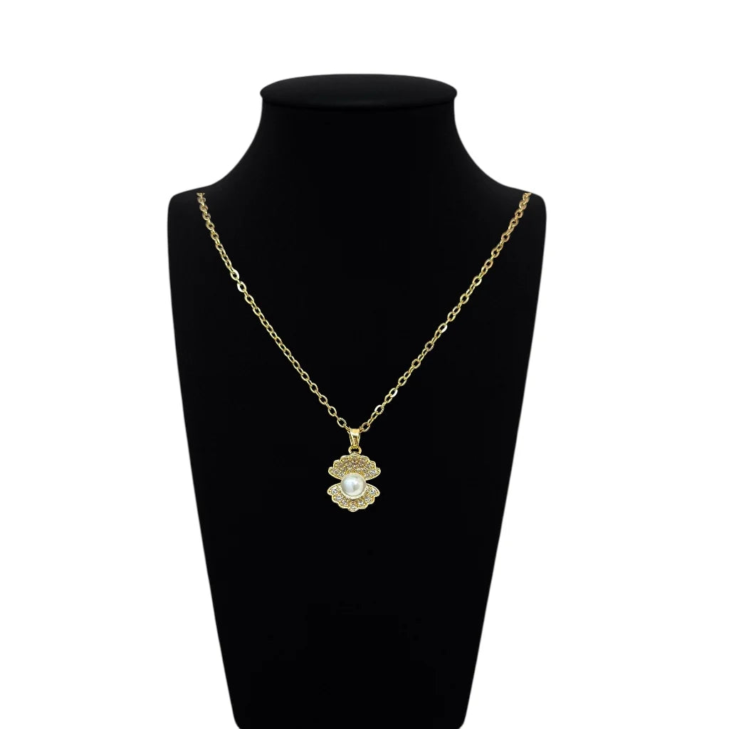 Luxe Petal Pearl