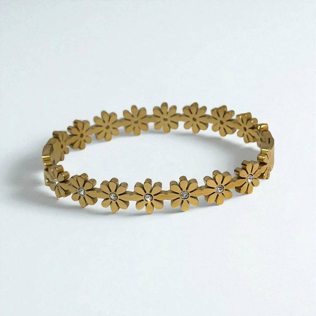 Golden Daisy Bloom