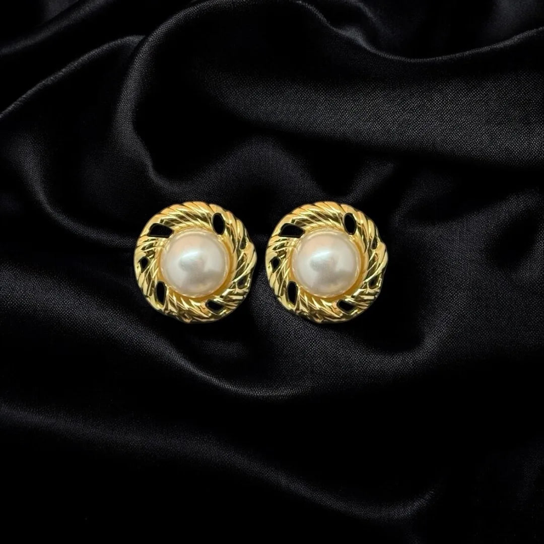 18KT Gold Plated Twisted Halo Pearl Studs