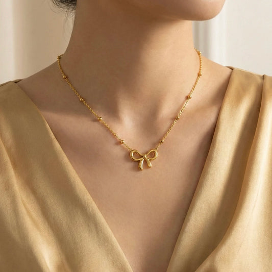 18KT Gold Plated Sweetheart Bow Pendant