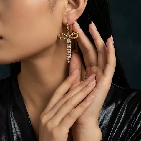 18KT Gold Plated Bow Sparkle Drops