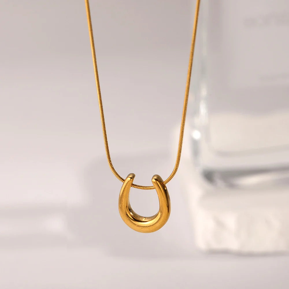 18Kt Gold Plated Black Clover Charm & U Pendant Set