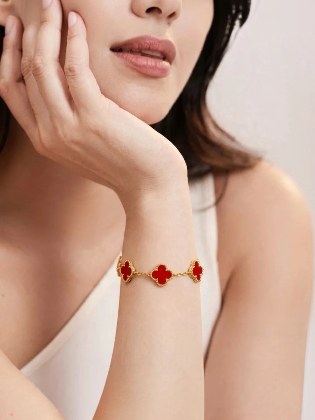 18KT Gold Plated Elegance Red Clover Bracelet