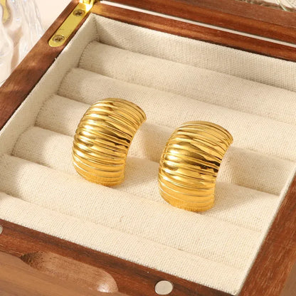 Ribbed Dome Studs – 18K Gold Plated & Waterproof