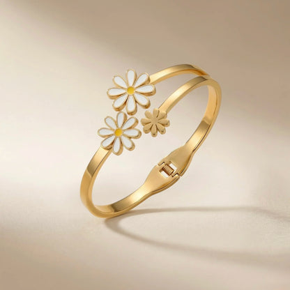 18KT Gold Plated Floral Daisy Bangle Bracelet