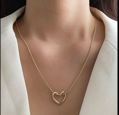 Tied Heart Pendant Necklace
