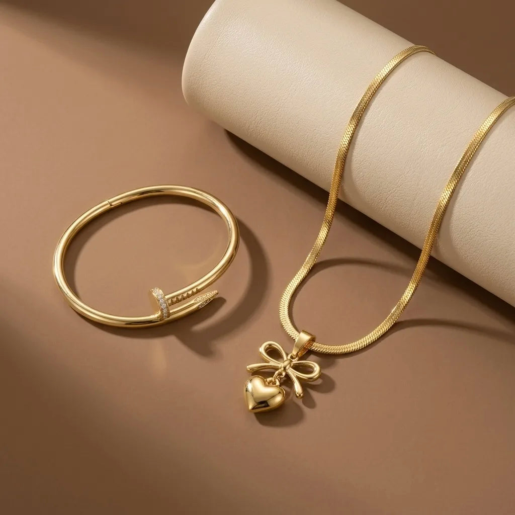 18Kt Gold Plated Heart Bow Necklace & Bracelet Set