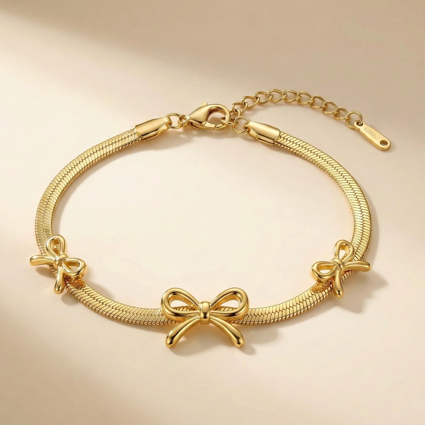 Luxe Bow Charm Chain Bracelet