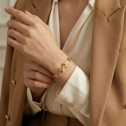 Luxe Bow Charm Chain Bracelet