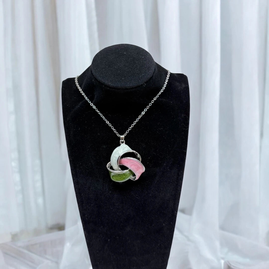 Twist Harmony Pendant Necklace