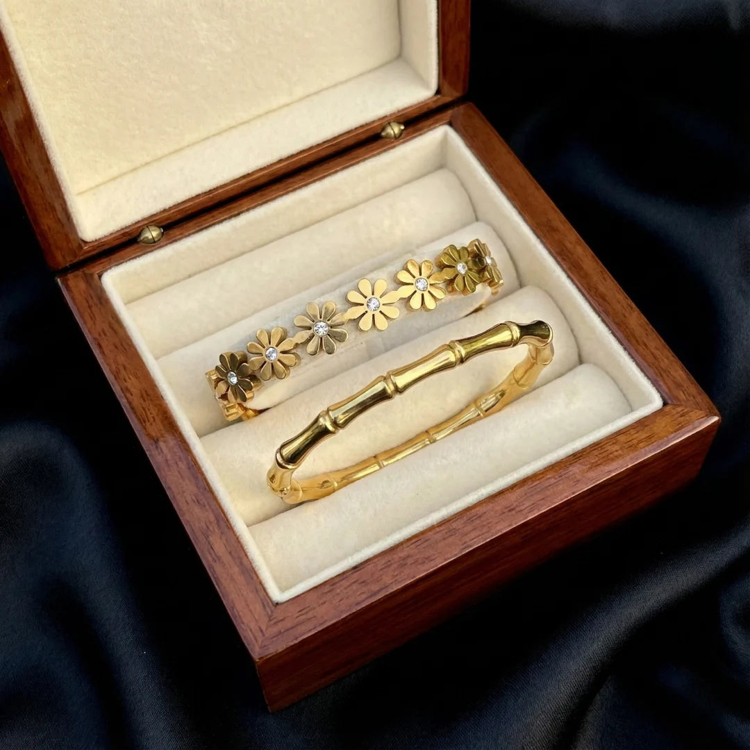 18KT Gold Plated Floral Glow Charm