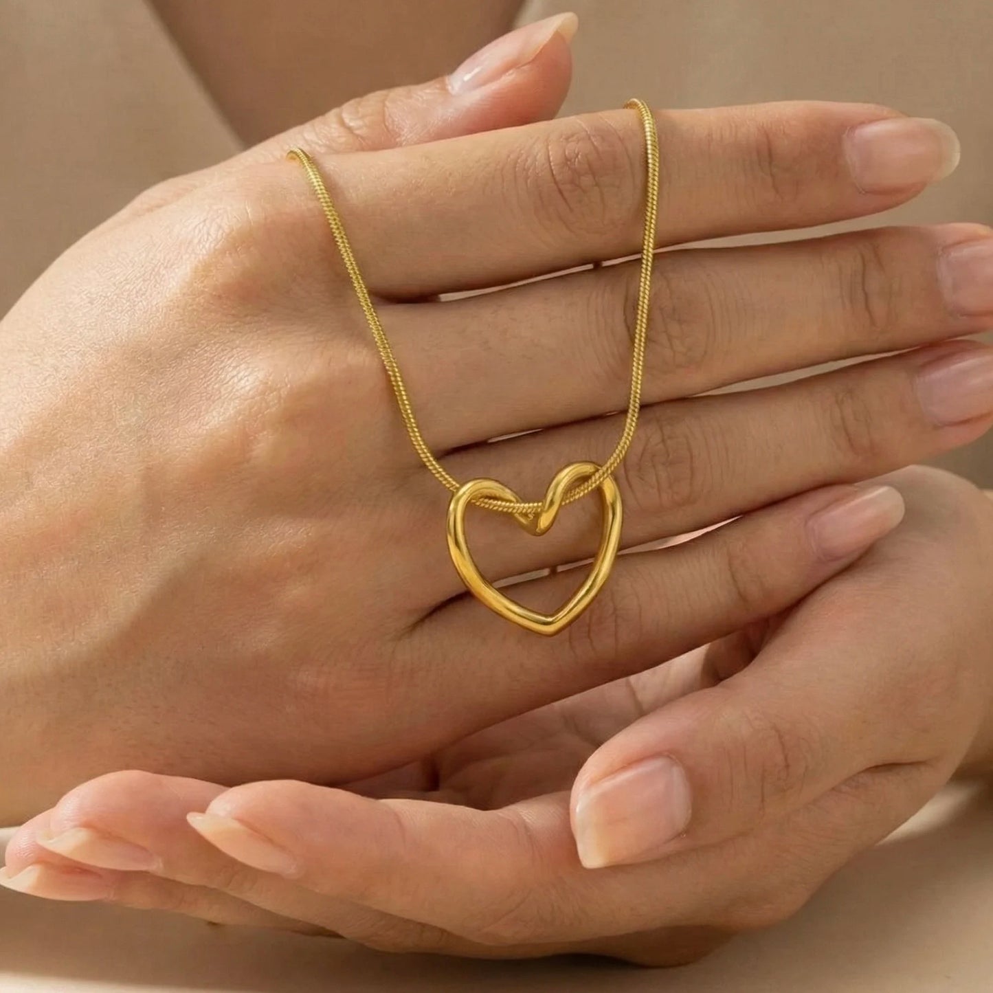 18KT Gold Plated Tied Heart Pendant Necklace