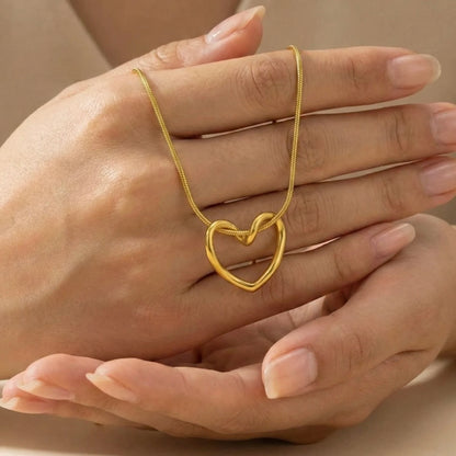 18KT Gold Plated Tied Heart Pendant Necklace