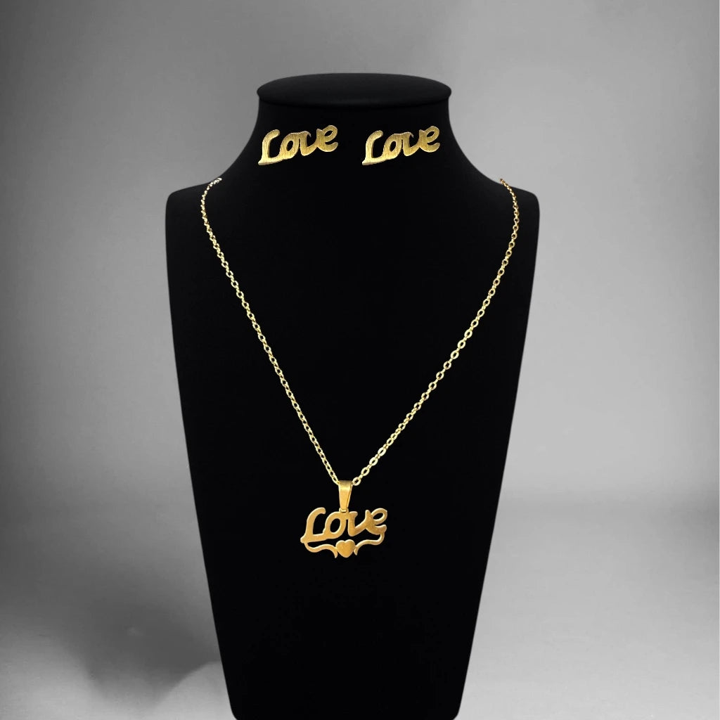 Heartfelt Love Pendant & Studs