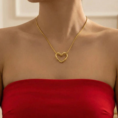 18KT Gold Plated Tied Heart Pendant Necklace