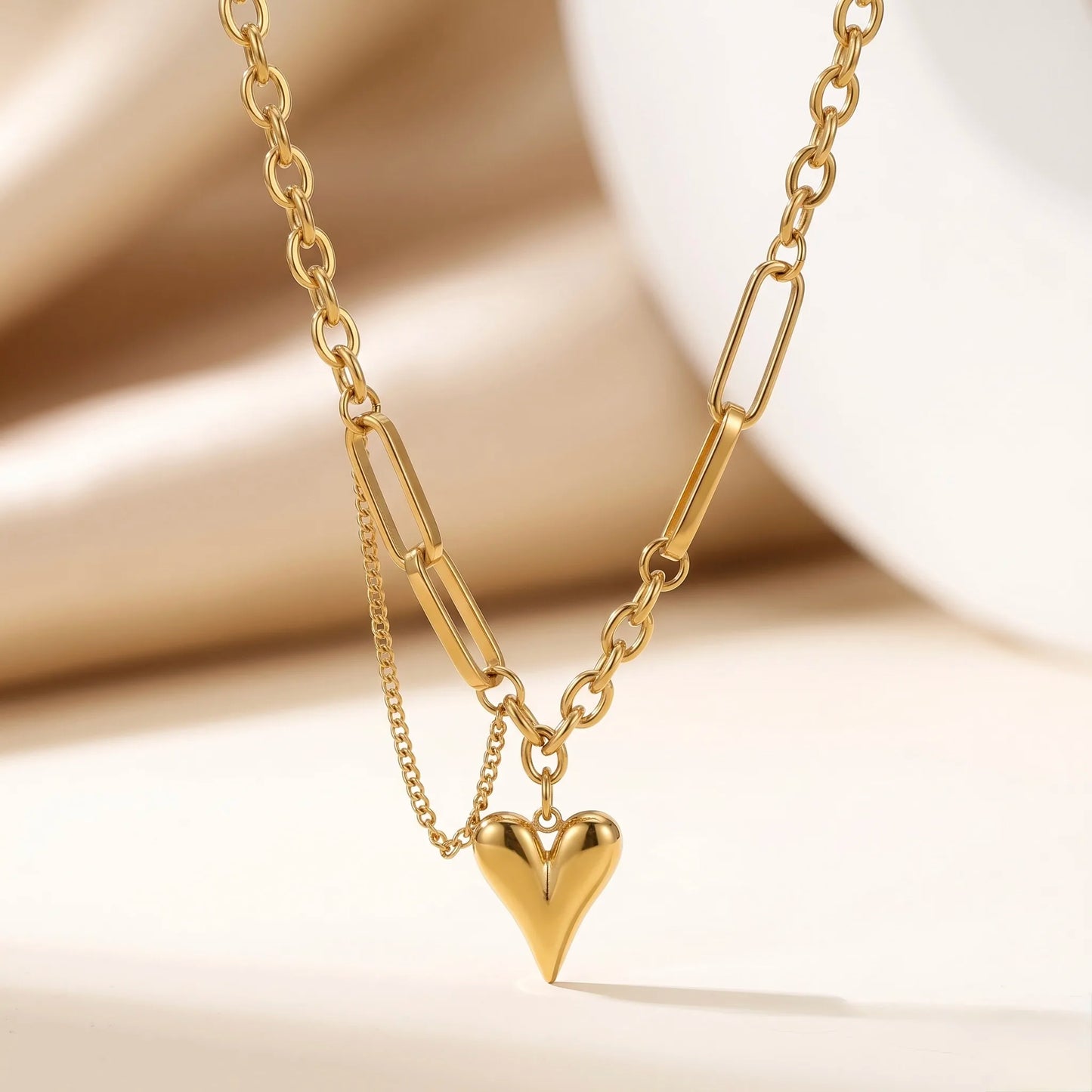 18Kt Gold Plated Modern Heart Pendant Necklace