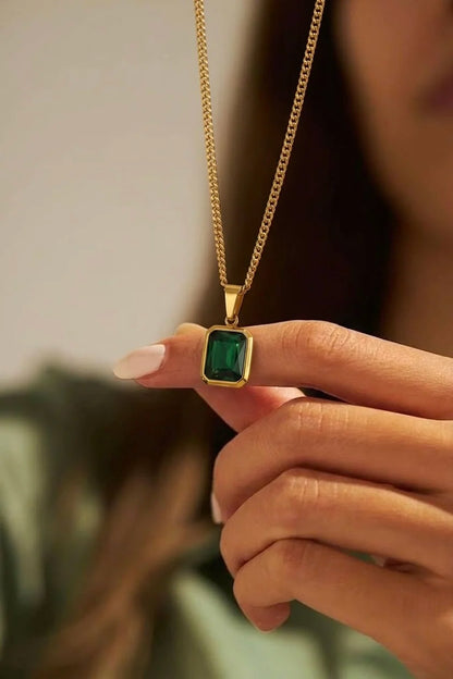 18Kt Gold Plated Emerald Green Stone Necklace