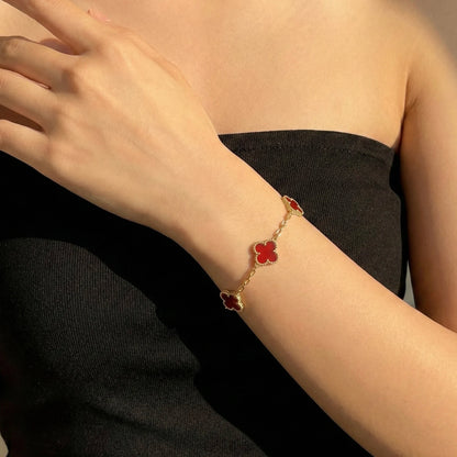 Elegance Red Clover Bracelet