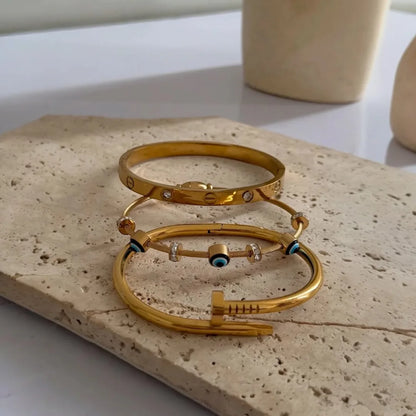 Stack ‘Em Up Luxe