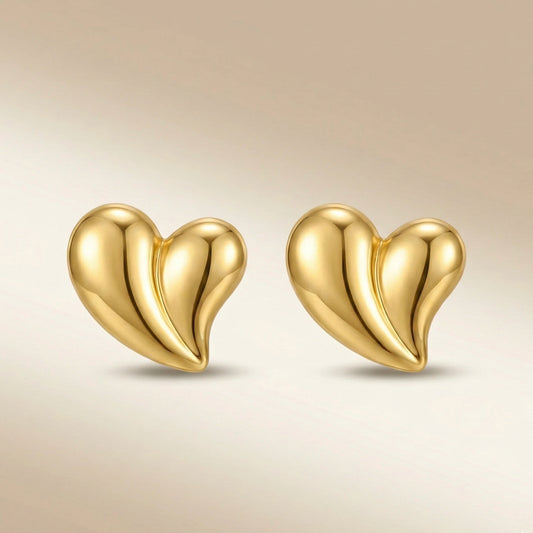 18KT Gold Plated Minimal Heart Curve Studs