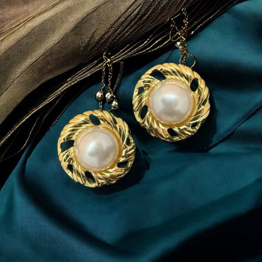 Twisted Halo Pearl Studs – 18K Gold Plated & Waterproof