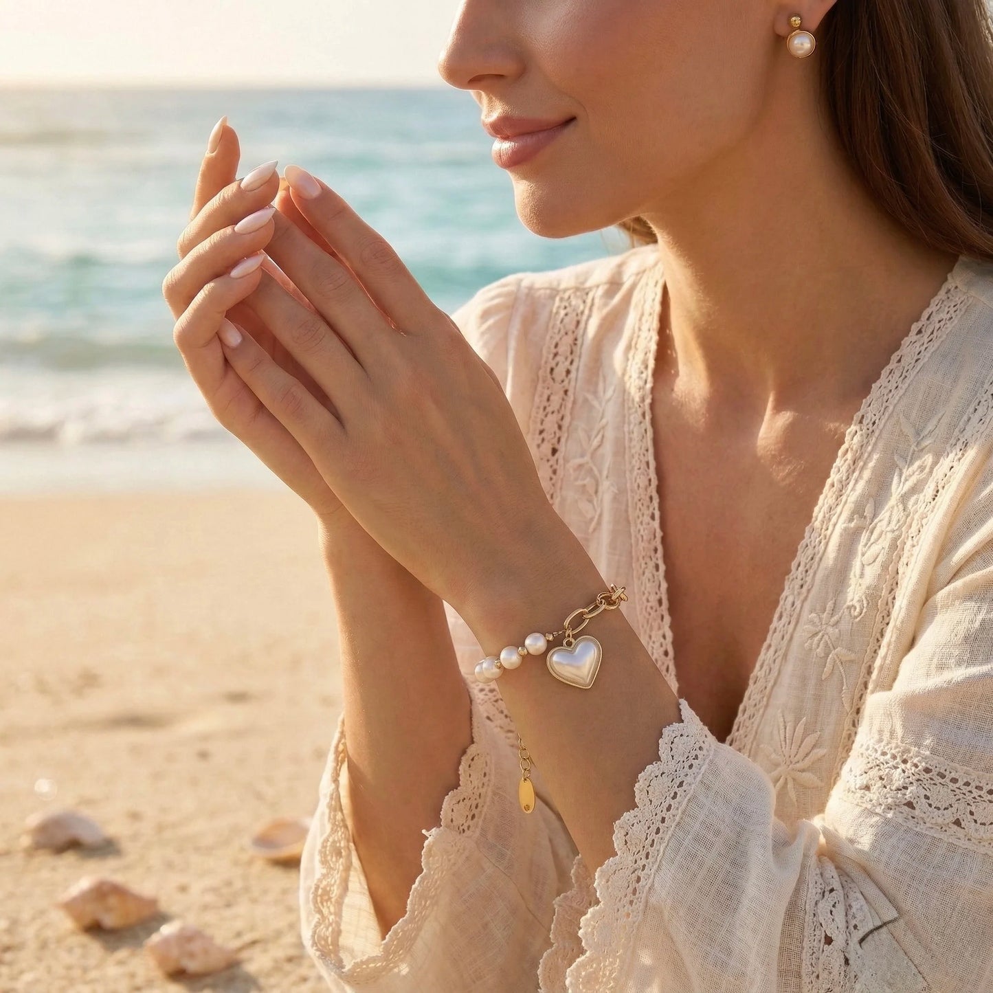 18Kt Gold Plated Elegant Pearl Charm Bracelet