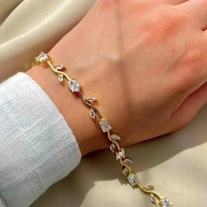 18Kt Gold Plated Delicate Crystal tulip  Bracelet