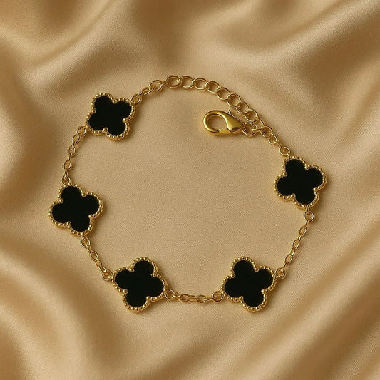 Black Elegance Clover Bracelet