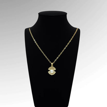 Luxe Petal Pearl