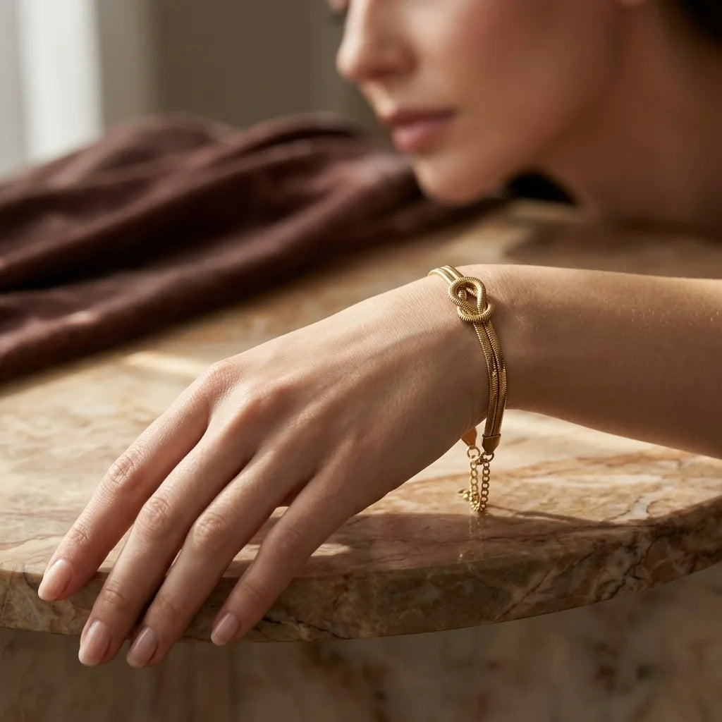 18Kt Gold Plated Infinity Knot Chain Bracelet