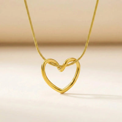 18KT Gold Plated Tied Heart Pendant Necklace