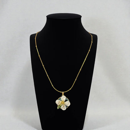 Pearl Petal Bloom Necklace