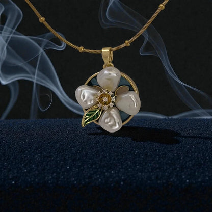 Pearl Petal Bloom Necklace