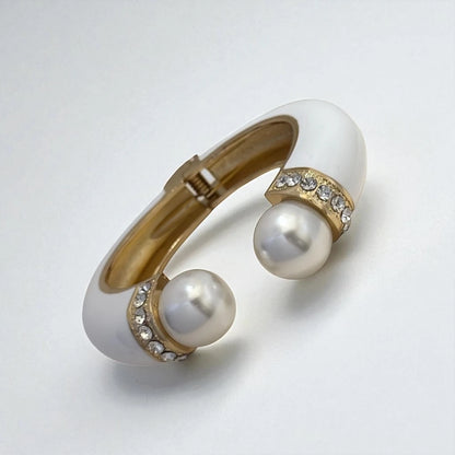 White Elegance Enamel Cuff