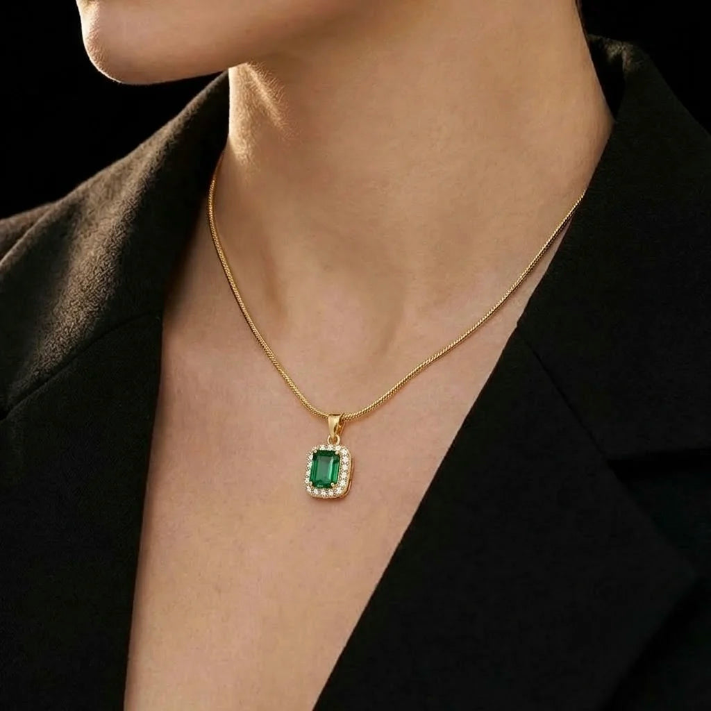 18Kt Gold Plated Emerald Green Crystal Pendant Necklace