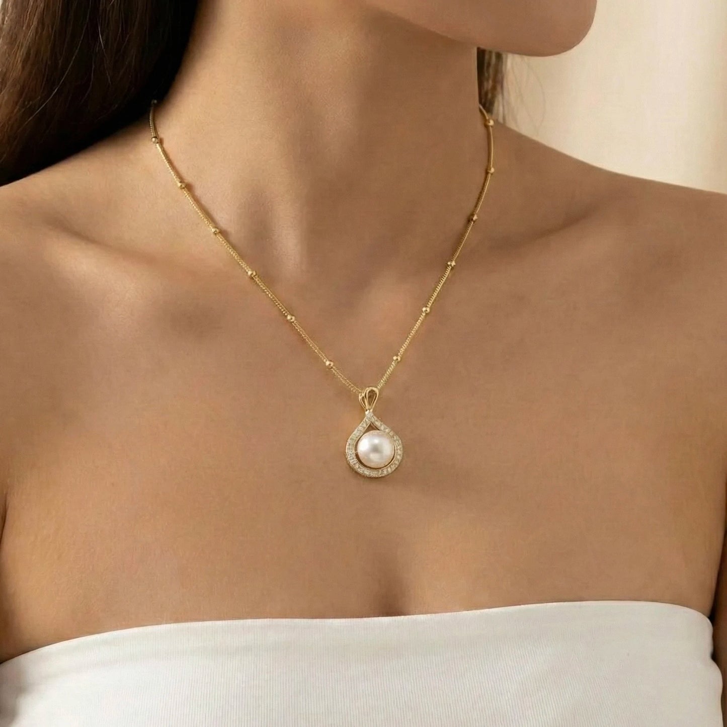 18KT Gold Plated The Classic Teardrop Pearl Necklace