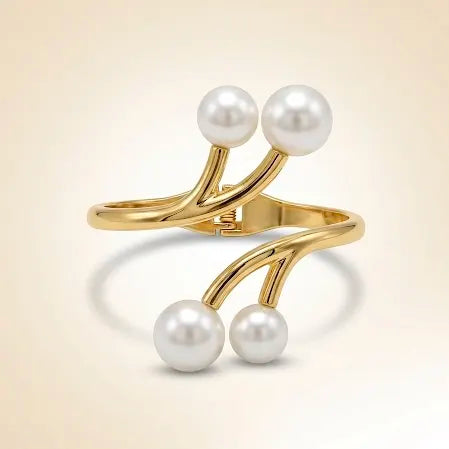 Contemporary Chic Pearl Bracelet