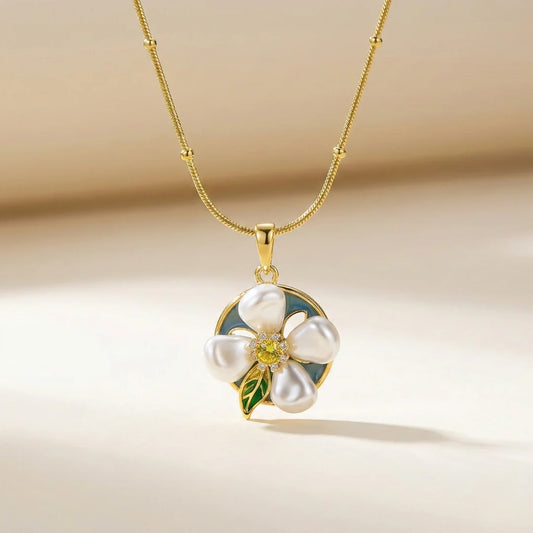 18KT Gold Plated Pearl Petal Bloom Necklace