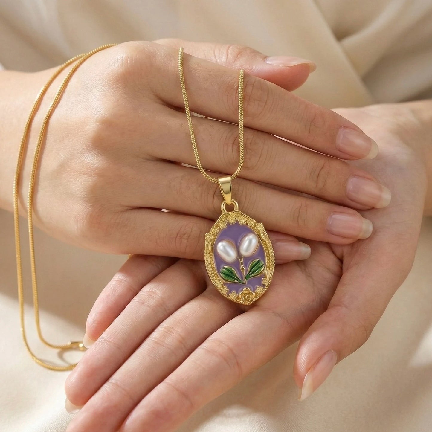 18KT Gold Plated Vintage Pearl Blossom Pendant