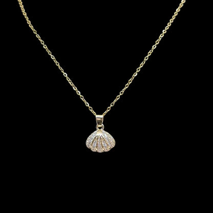 Secret Pearl Shell Pendant Necklace