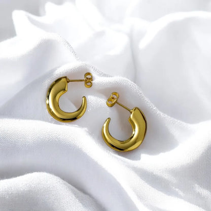 Chic Gold Chunky Hoops