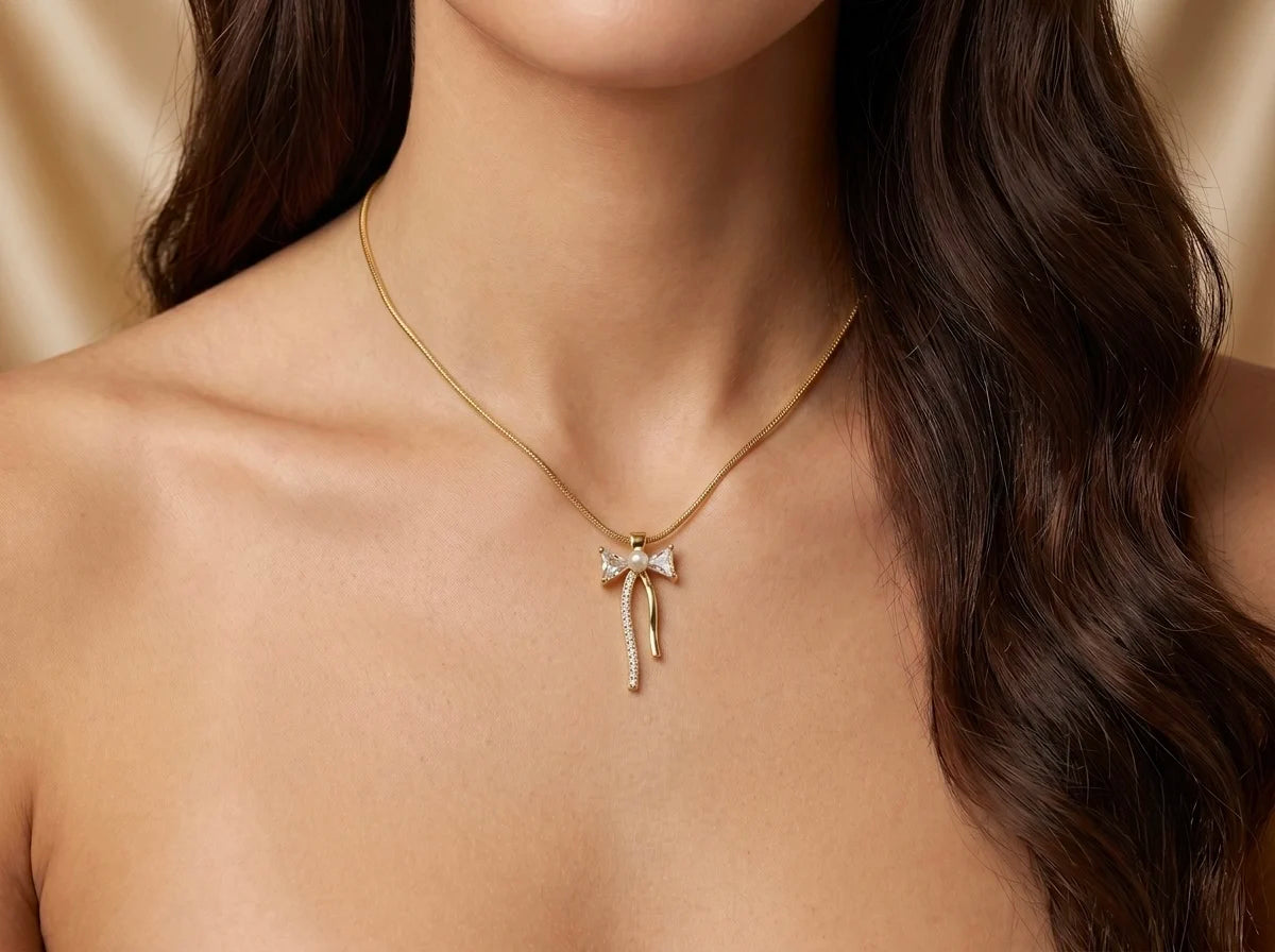 18Kt Gold Plated Bow Shaped Pearl Necklace