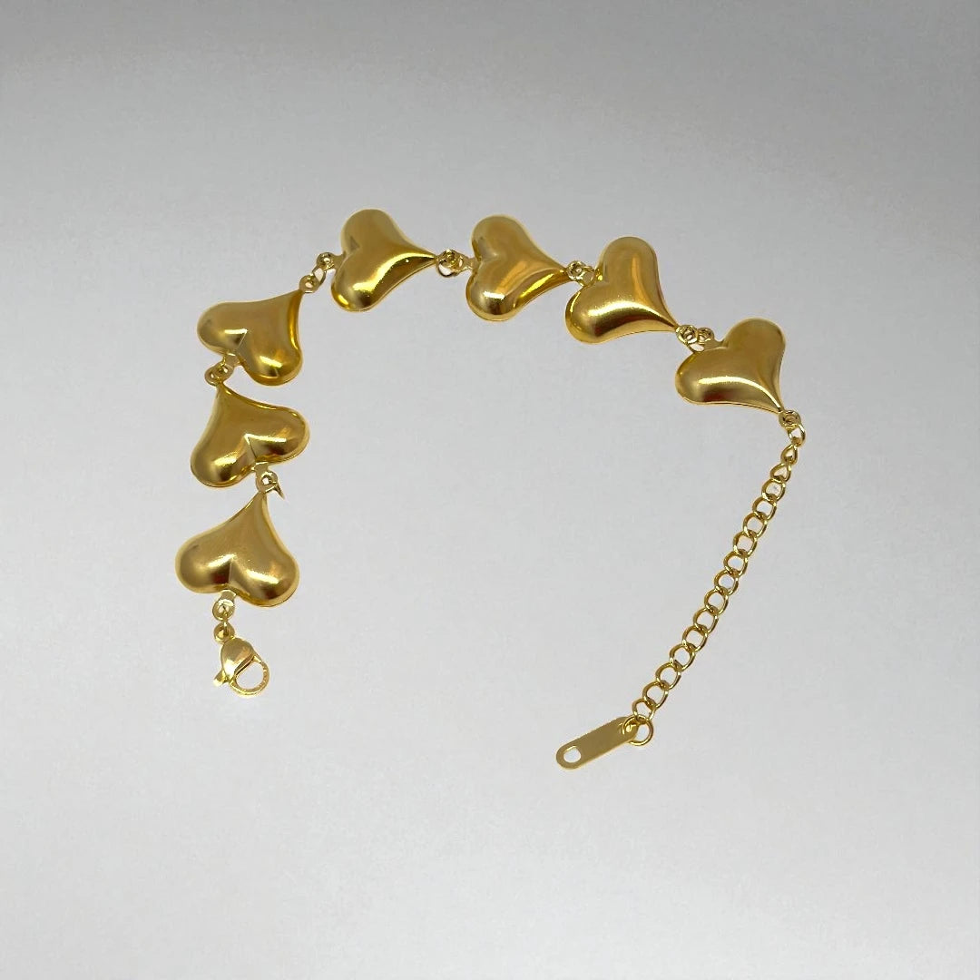 Golden Hearts Chain Bracelet