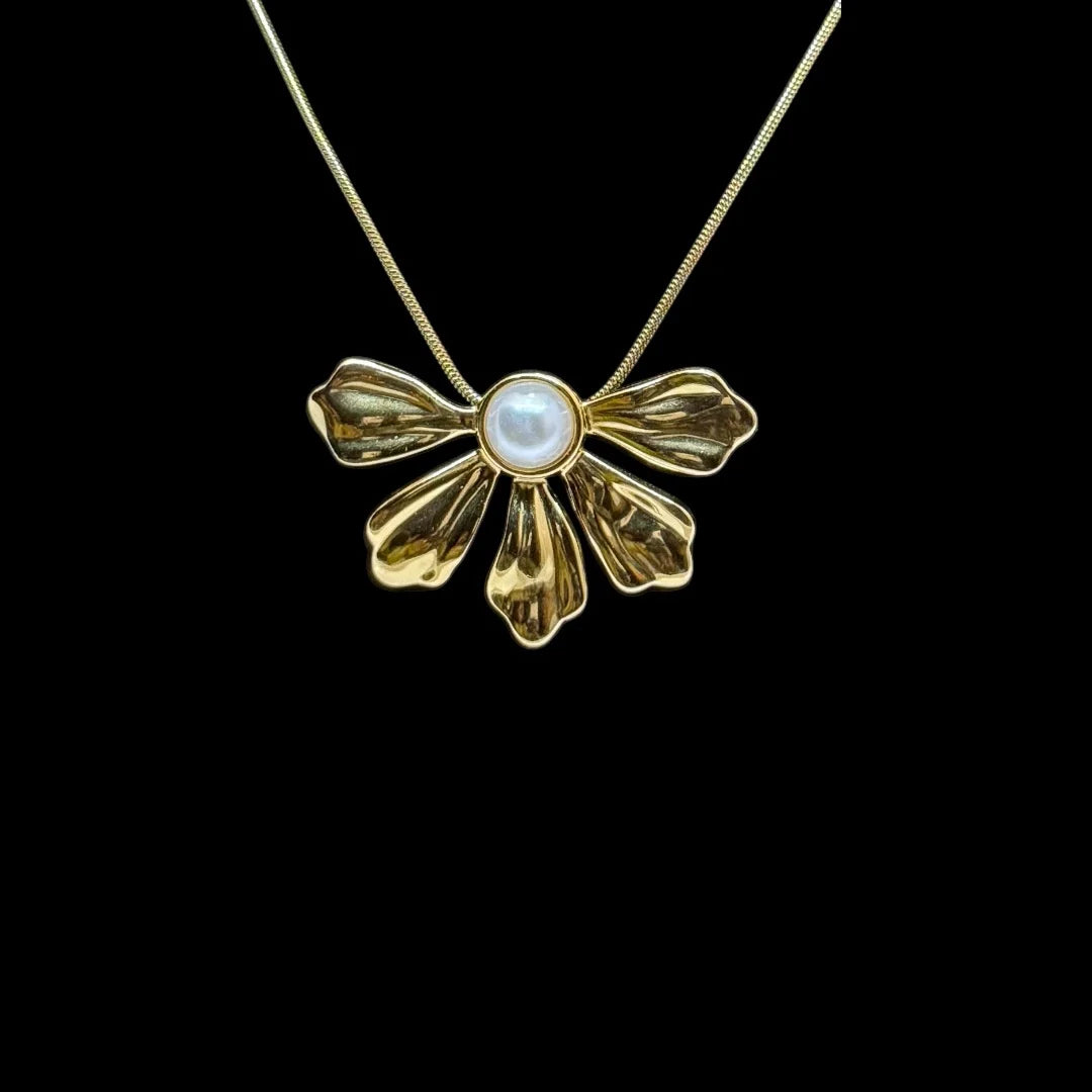 Dainty Pearl Petal Pendant Necklace