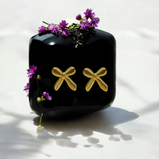 Golden Knot Anti-Tarnish Studs – 18K Gold Plated | Waterproof